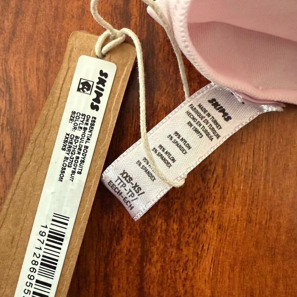 SKIMS Cherry Blossom Essential Bodysuit One Shoulder Bodysuit Size XXS/XS NWT - Picture 2 of 11